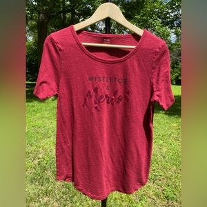 Mistletoe & Merlot Tee